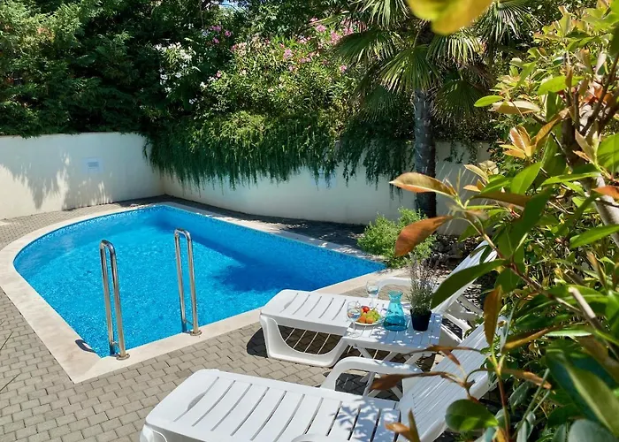 Private Pool And Mediterranean Garden Mia * Šilo