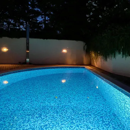 Apartment Private Pool And Mediterranean Garden Apt Mia Šilo
