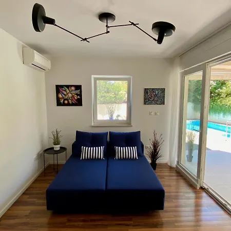 Private Pool And Mediterranean Garden Mia